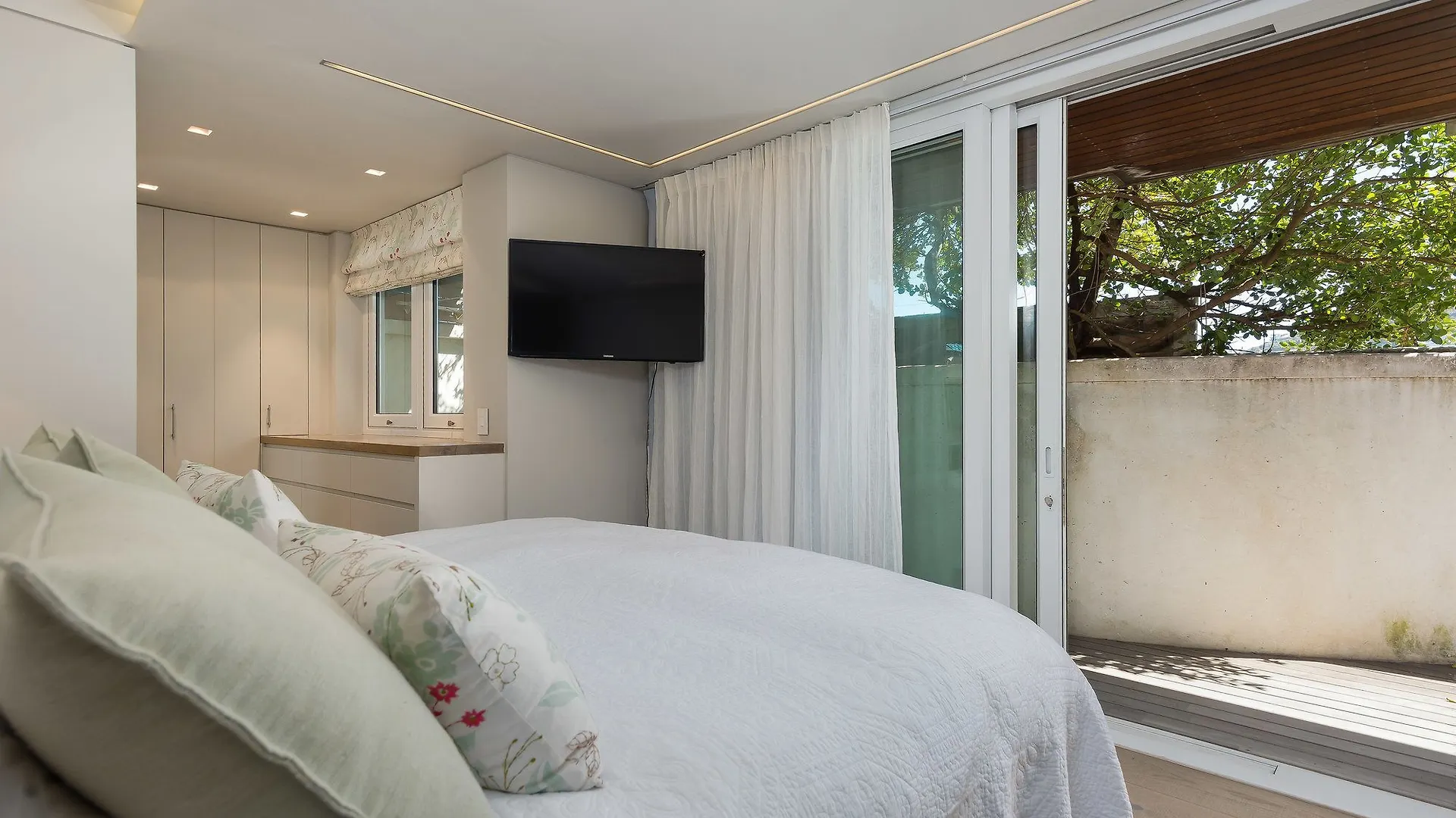 Clifton 75 location
